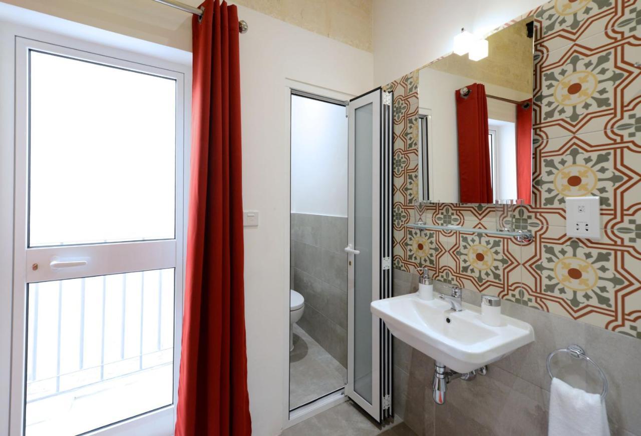 Private Rooms With Bathroom In La Valeta Exterior foto